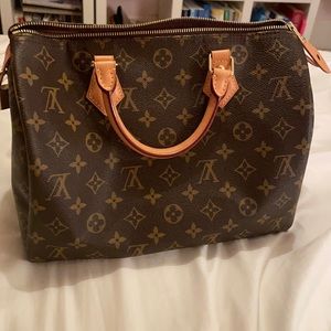 Louis Vuitton Monogram Speedy 30